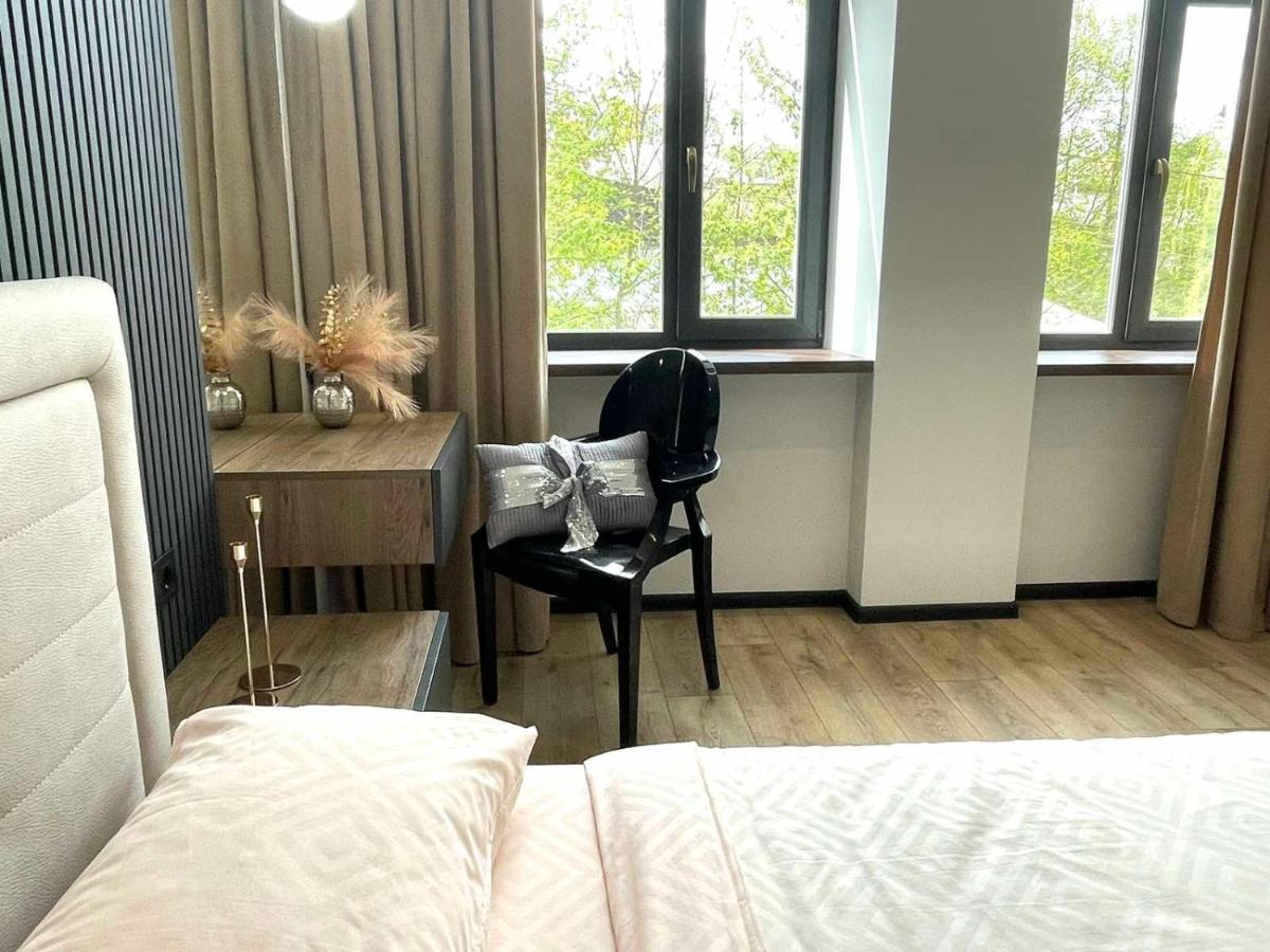 Сучасні Апартаменти В Центрі,Паркінг Leopoli Esterno foto