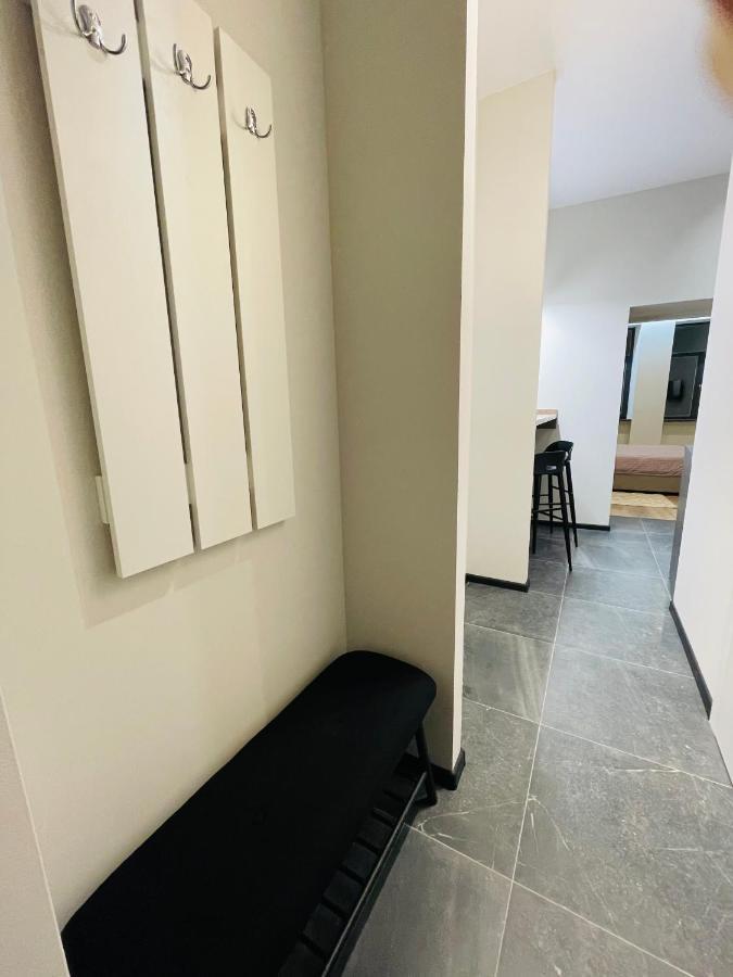 Сучасні Апартаменти В Центрі,Паркінг Leopoli Esterno foto